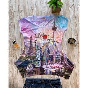 Sweet Gisele Las Vegas Shirt sleeve shirt NWOT